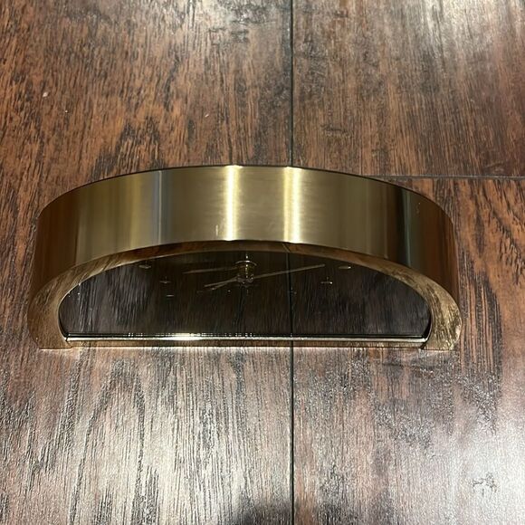 Beautiful 1  Vintage Seiko Hollywood Regency Brass Table
Clock, 1980s, Gold - Picture 3 of 11